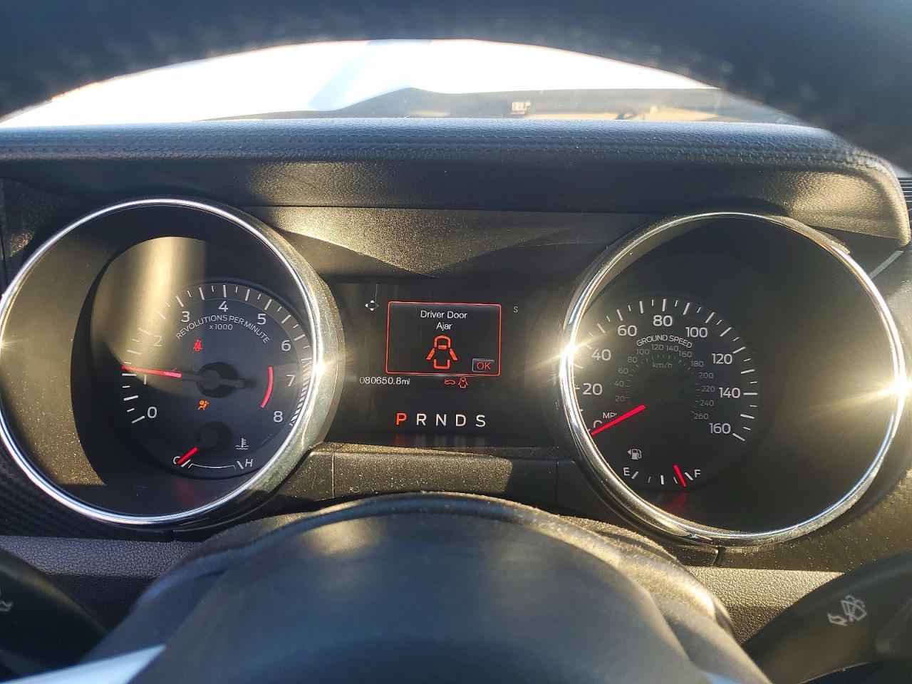 2015 Ford Mustang - zdjęcie 9