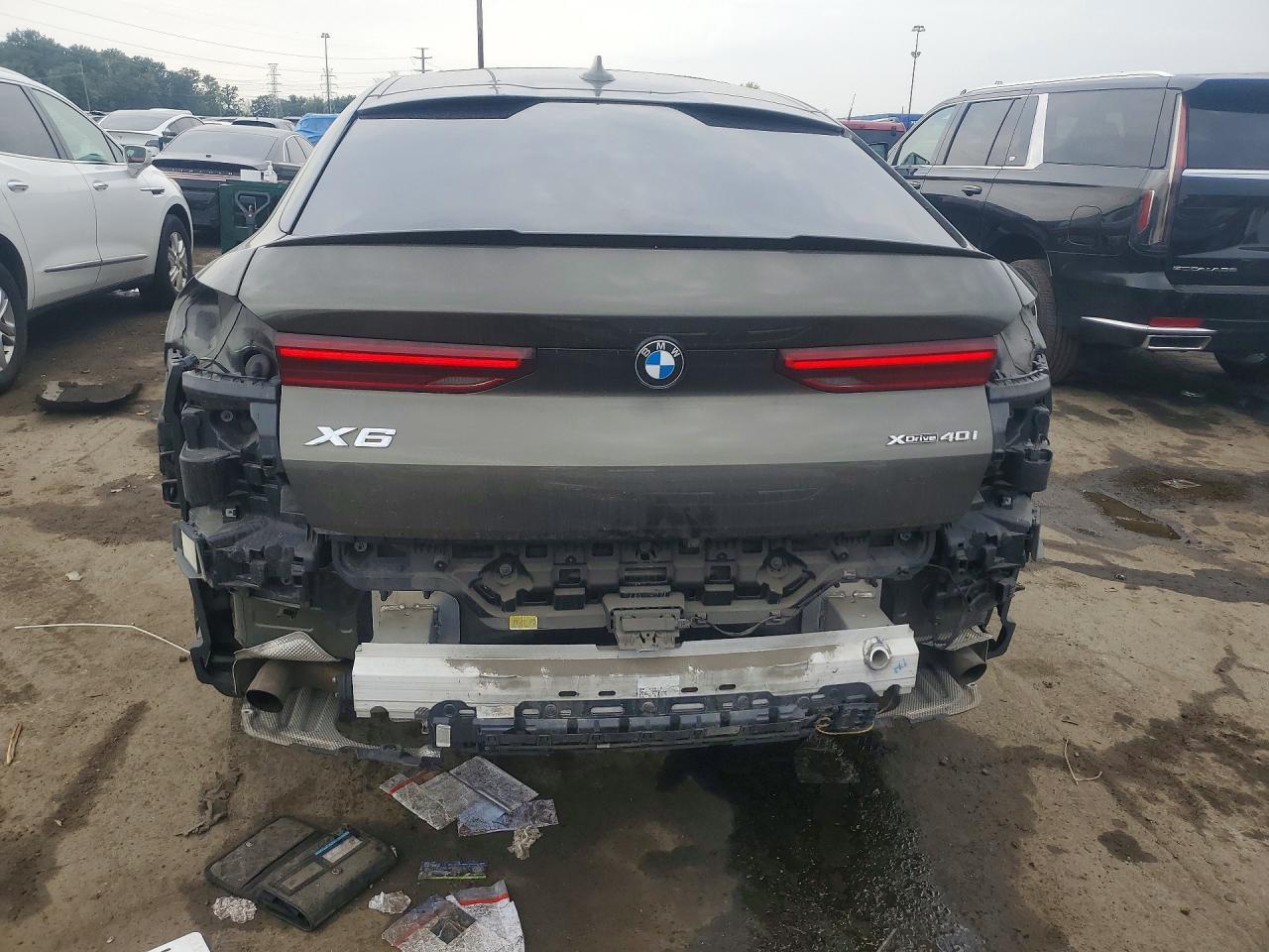 2022 BMW X6 xDrive40I - zdjęcie 6