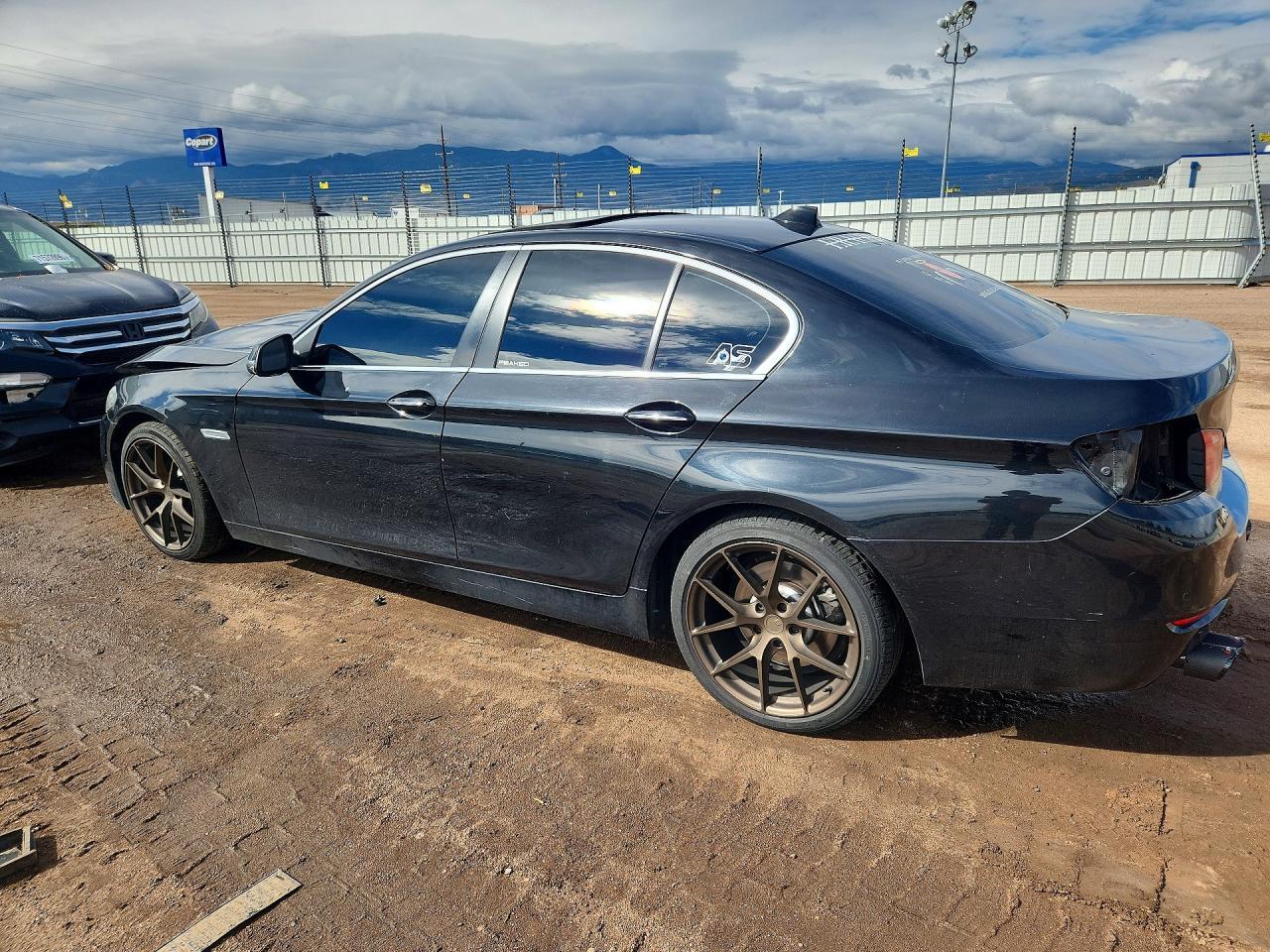 2015 BMW Seria 5 528i - zdjęcie 2