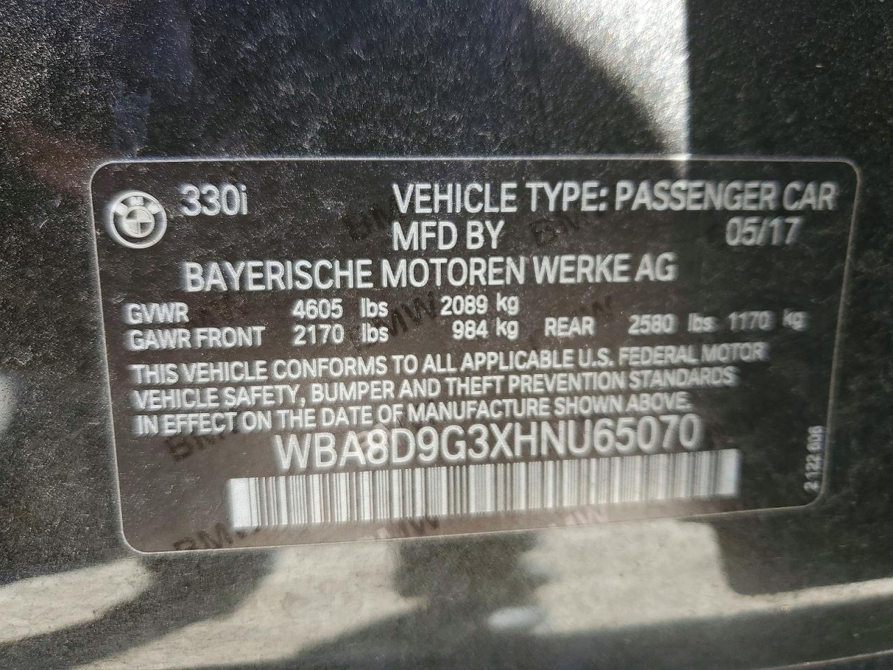2017 BMW Seria 3 330i - zdjęcie 12