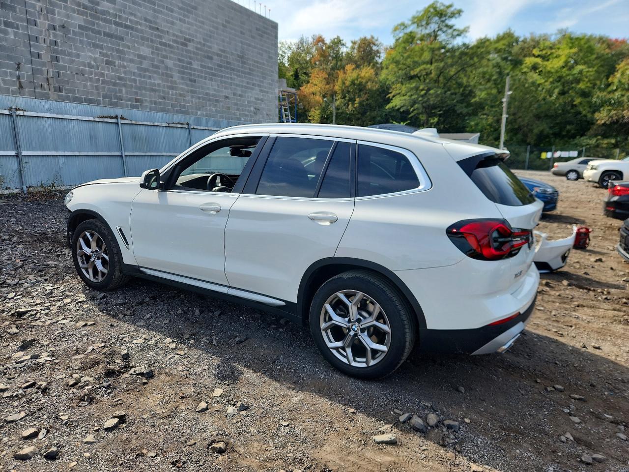 2023 BMW X3 xDrive30I - zdjęcie 2