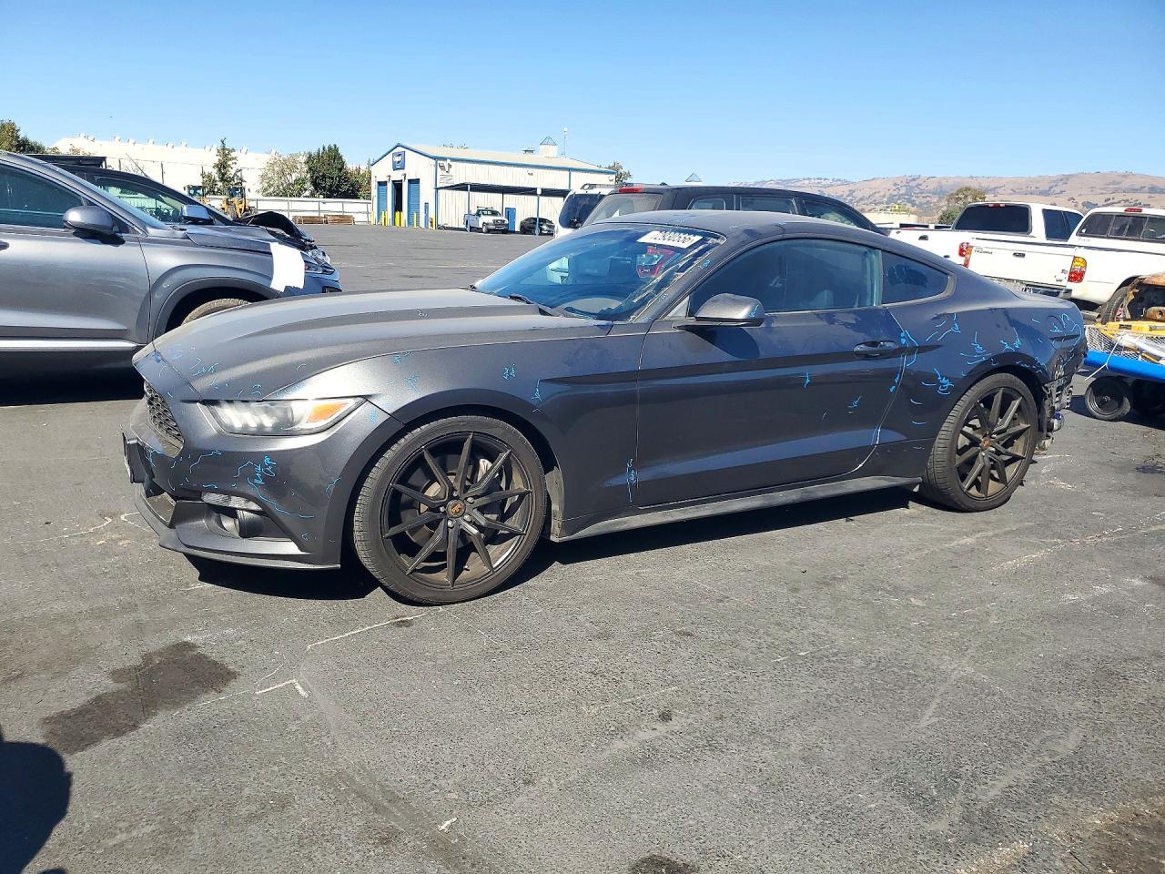 2017 Ford Mustang - zdjęcie główne