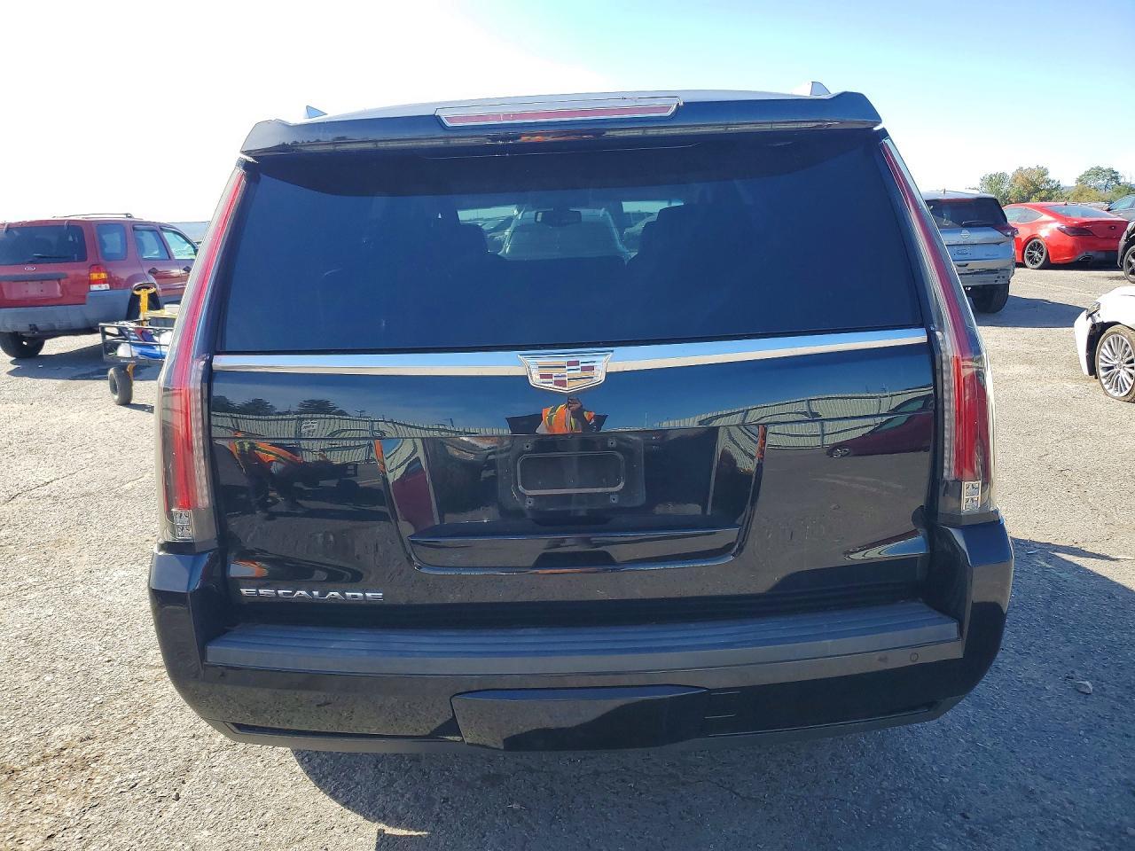 2016 Cadillac Escalade - zdjęcie 6