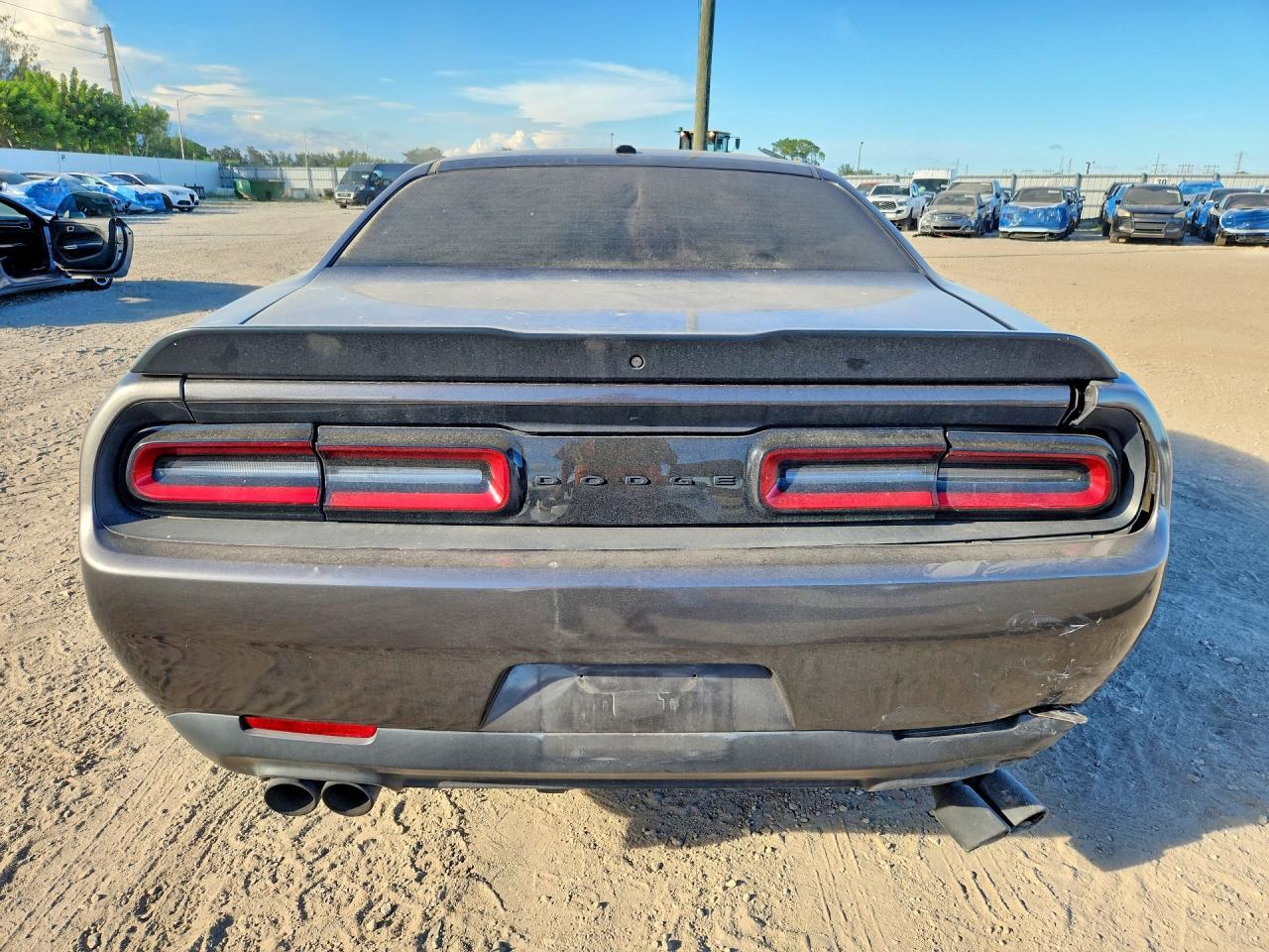 2020 Dodge Challenger Sxt - zdjęcie 6