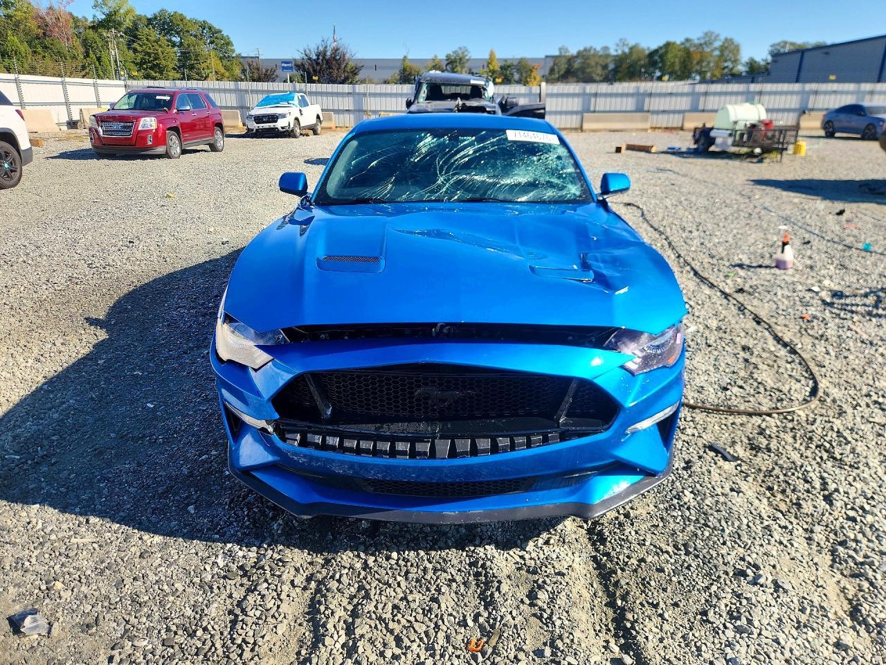 2019 Ford Mustang - zdjęcie 5