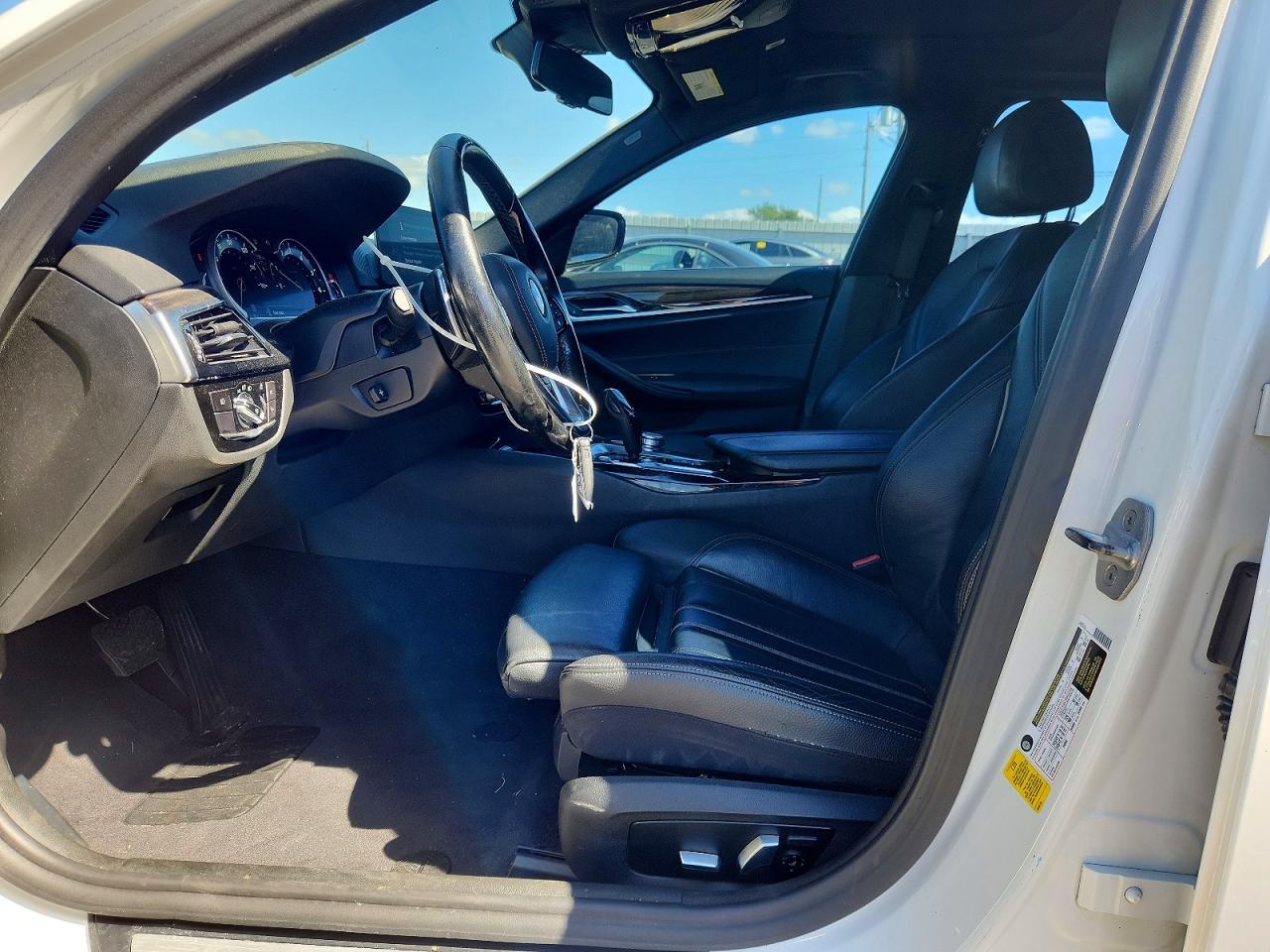 2018 BMW 530 I - zdjęcie 7