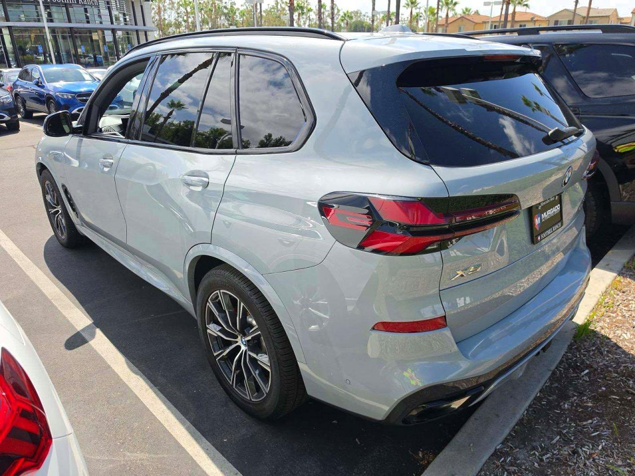 2024 BMW X5 xDrive50E - zdjęcie 3