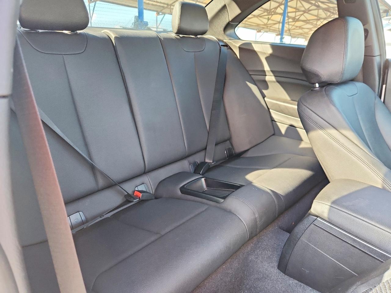 2018 BMW Seria 2 Coupe 230i - zdjęcie 10