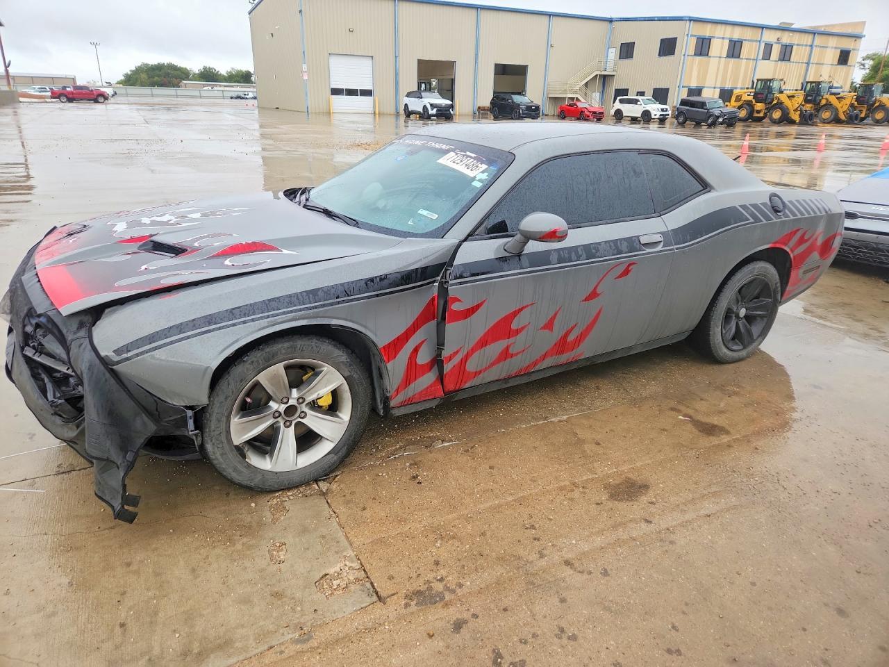 2017 Dodge Challenger - zdjęcie główne