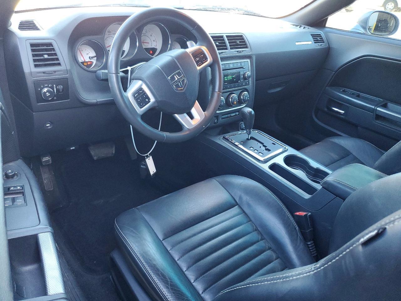 2013 Dodge Challenger R/T - zdjęcie 8