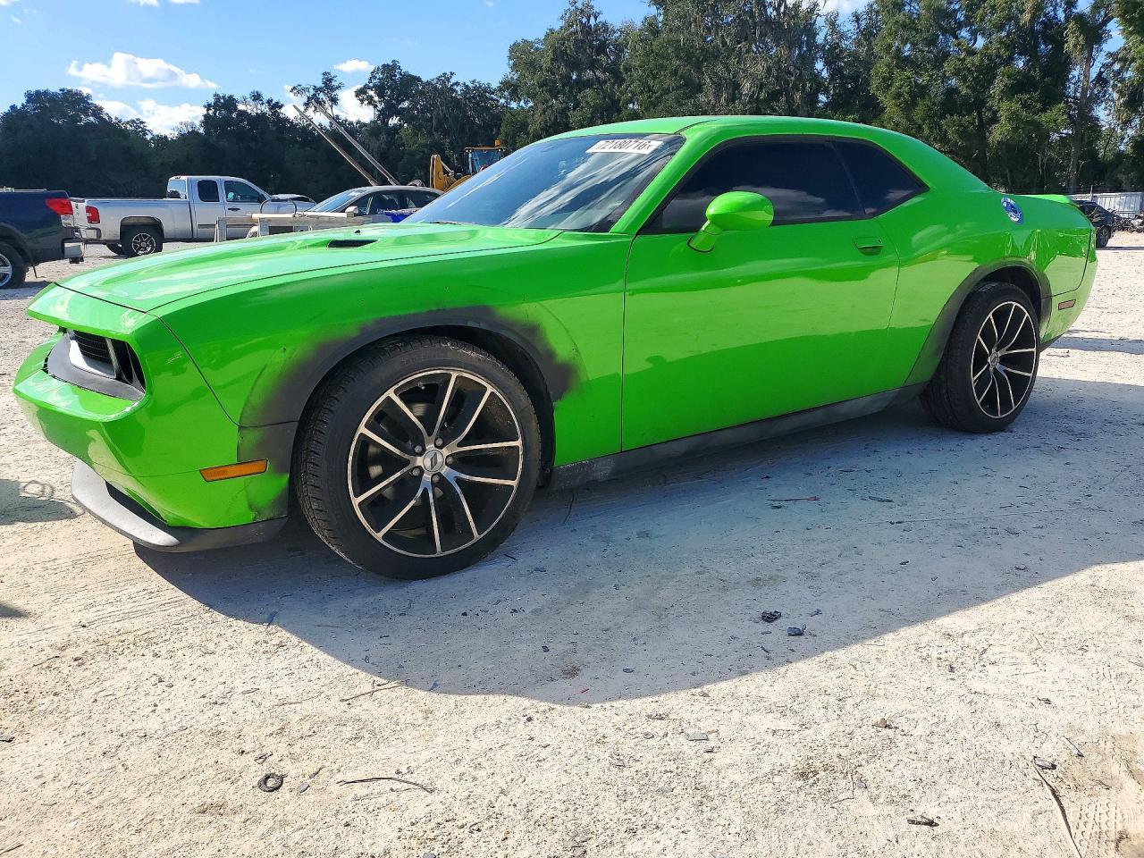2013 Dodge Challenger Sxt - zdjęcie główne