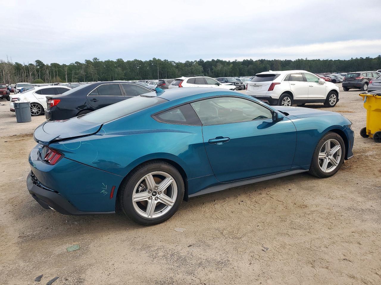 2026 Ford Mustang - zdjęcie 3