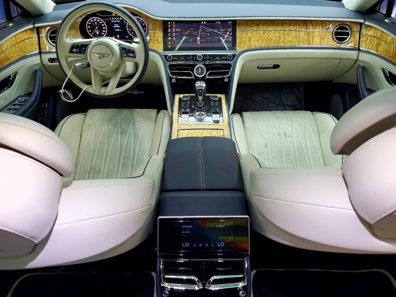 2022 Bentley Flying Spur - zdjęcie 8