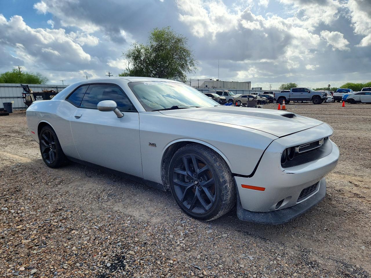 2020 Dodge Challenger R/T - zdjęcie 4