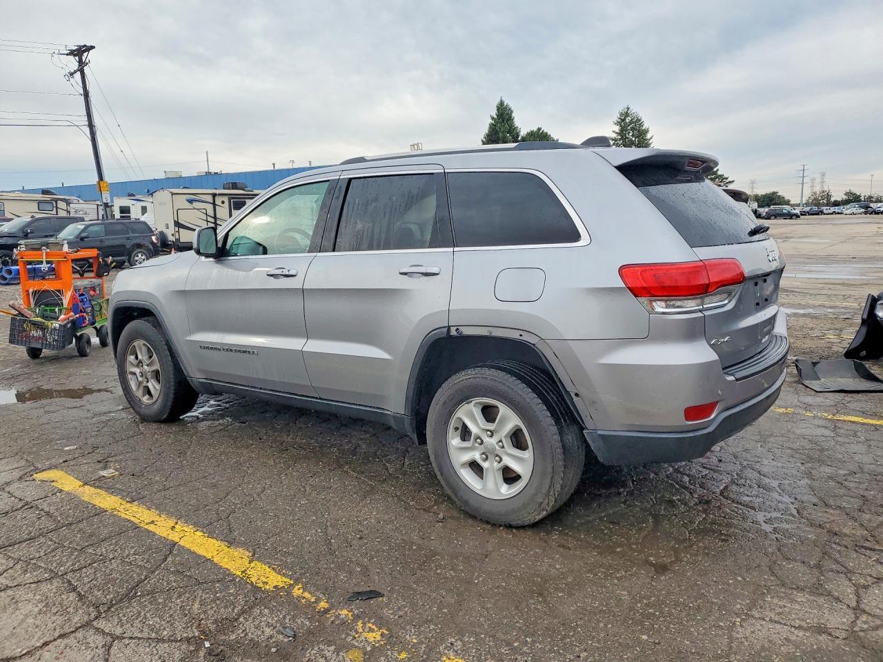 2017 Jeep Grand Cherokee Laredo - zdjęcie 2