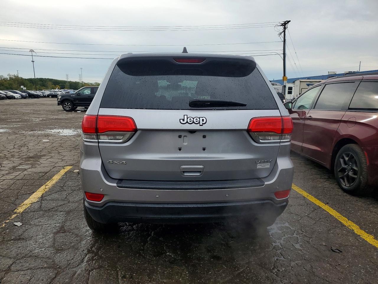 2017 Jeep Grand Cherokee Laredo - zdjęcie 6