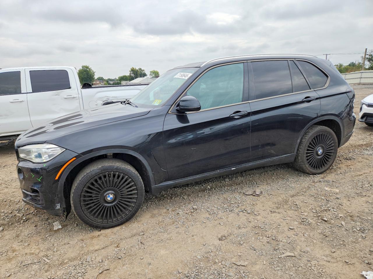 2017 BMW X5 xDrive35I - zdjęcie główne