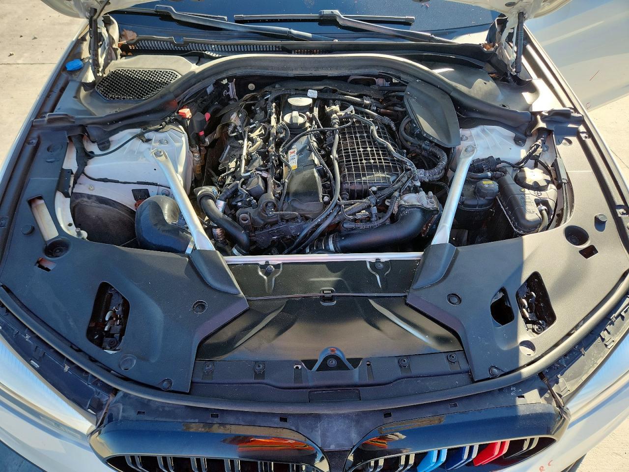 2018 BMW Seria 5 540i - zdjęcie 11