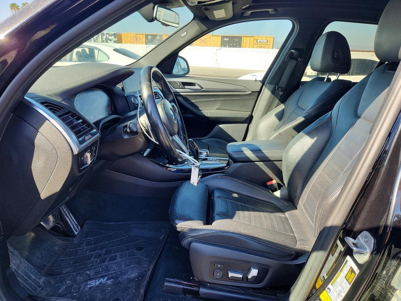 2021 BMW X3 xDrivem40I - zdjęcie 7