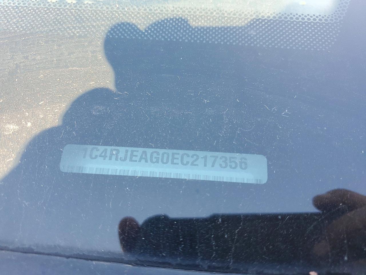 2014 Jeep Grand Cherokee Laredo - zdjęcie 13