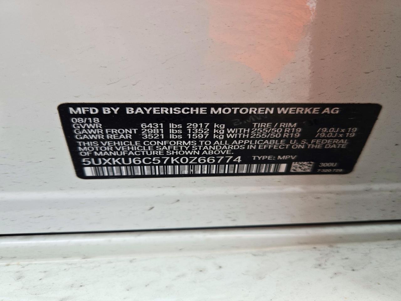 2019 BMW X6 xDrive50I - zdjęcie 13