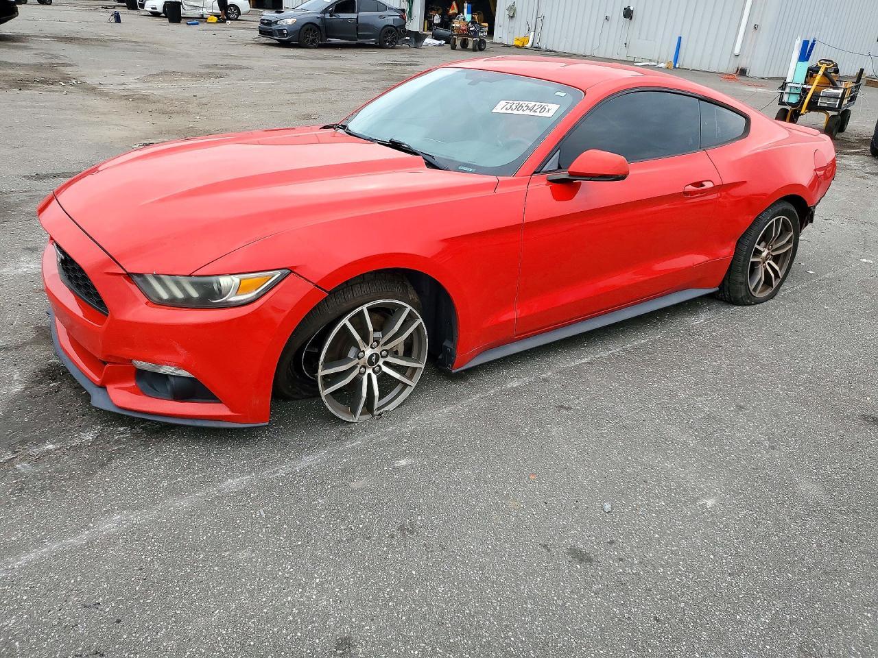2016 Ford Mustang - zdjęcie główne