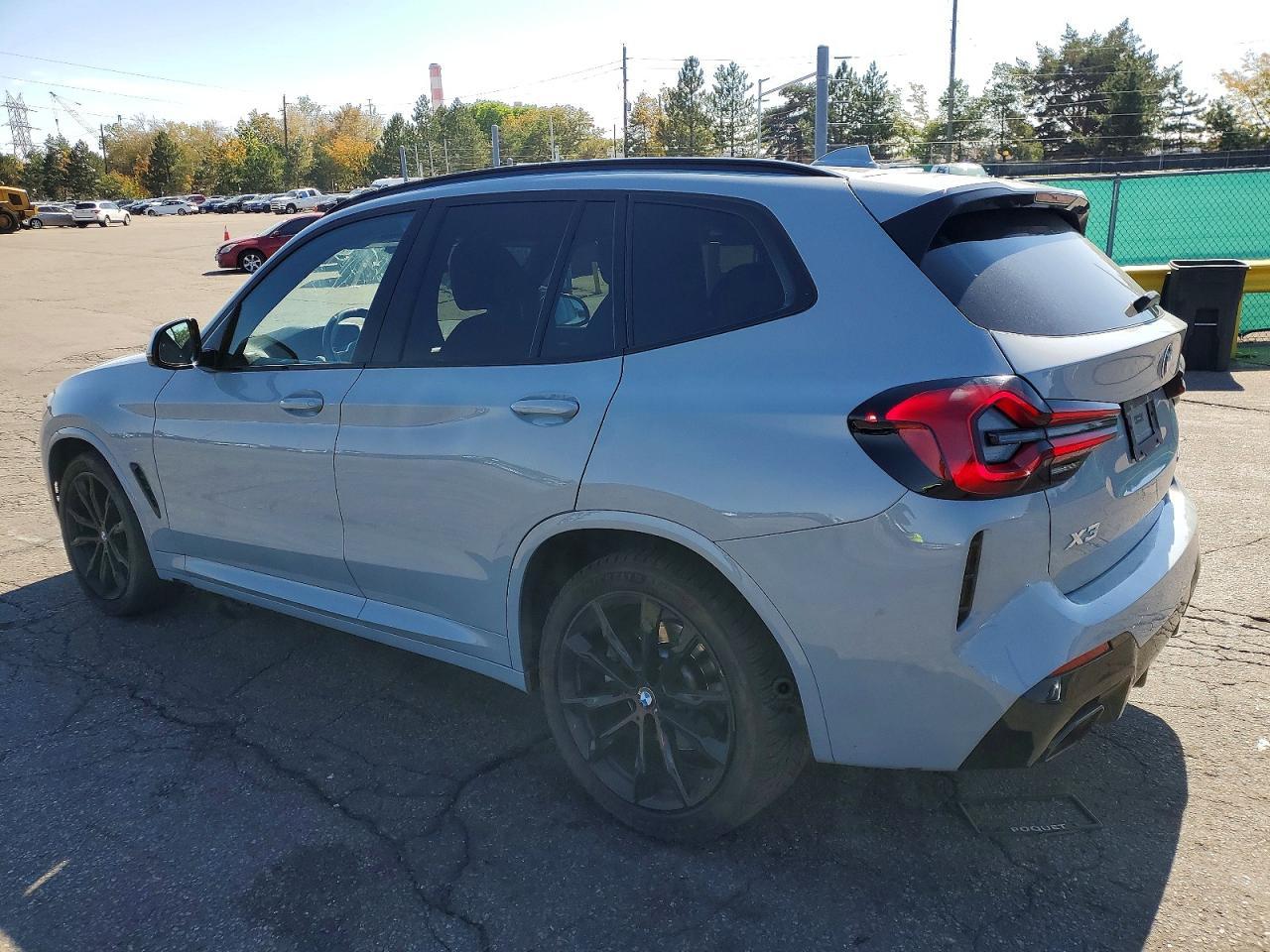 2024 BMW X3 xDrive30I - zdjęcie 2
