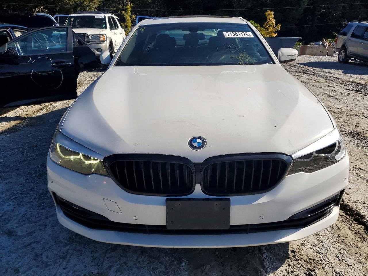 2017 BMW 530 I - zdjęcie 5