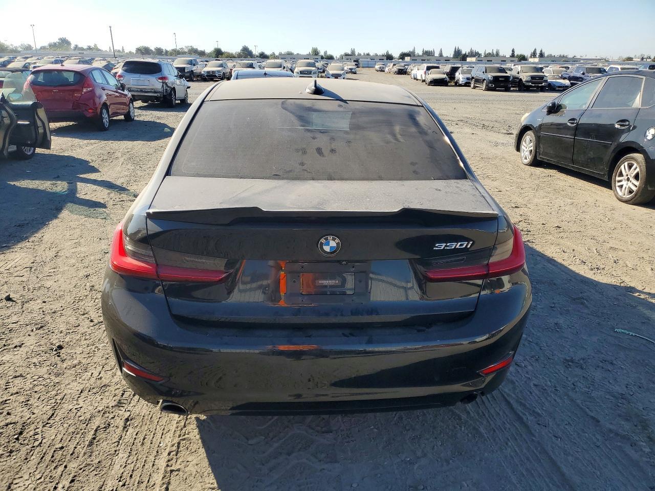 2020 BMW 330I - zdjęcie 6
