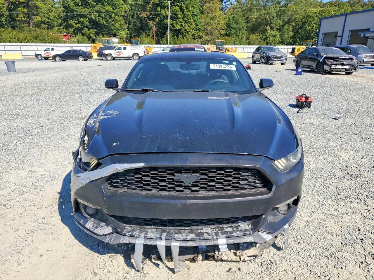 2017 Ford Mustang - zdjęcie 5