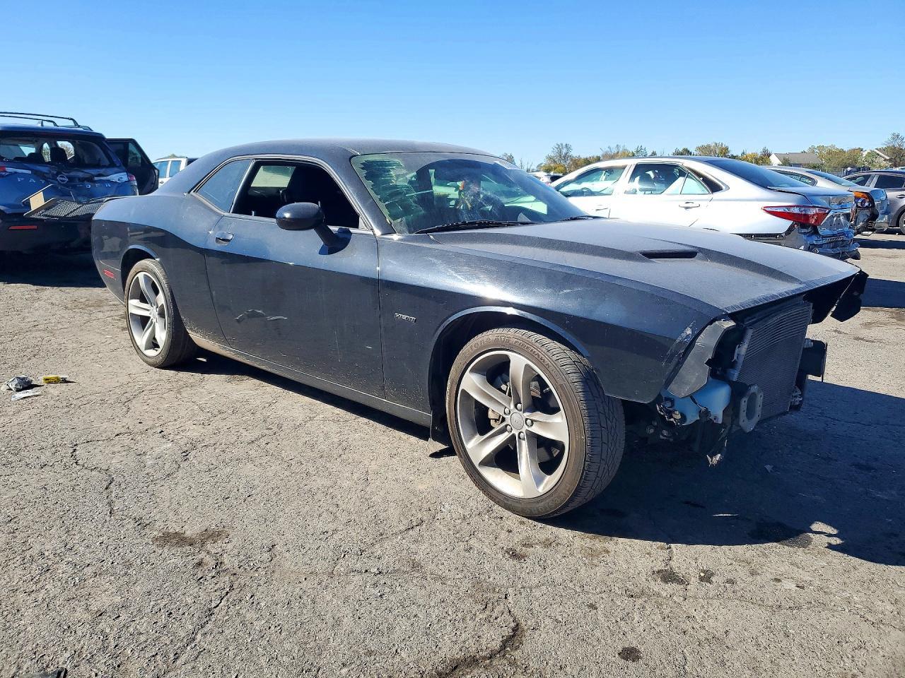 2016 Dodge Challenger R/T - zdjęcie 4