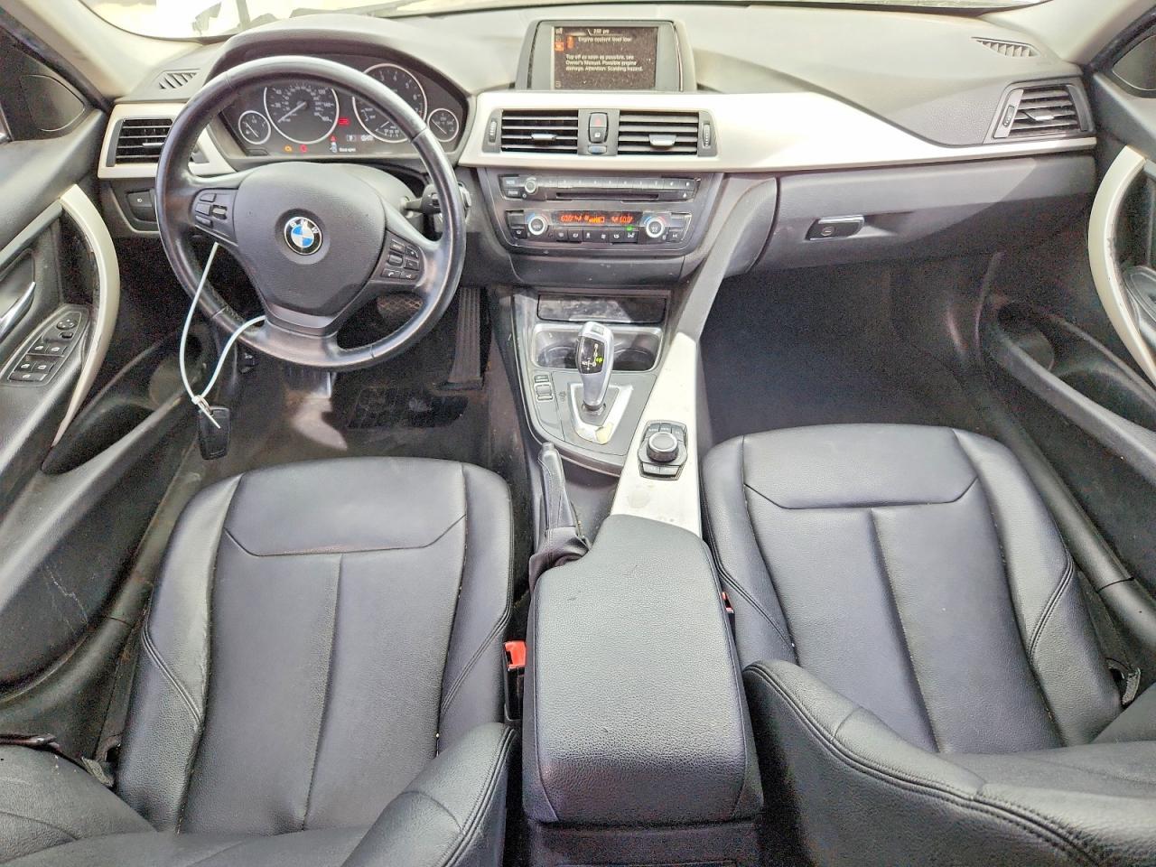 2015 BMW 320 I - zdjęcie 8