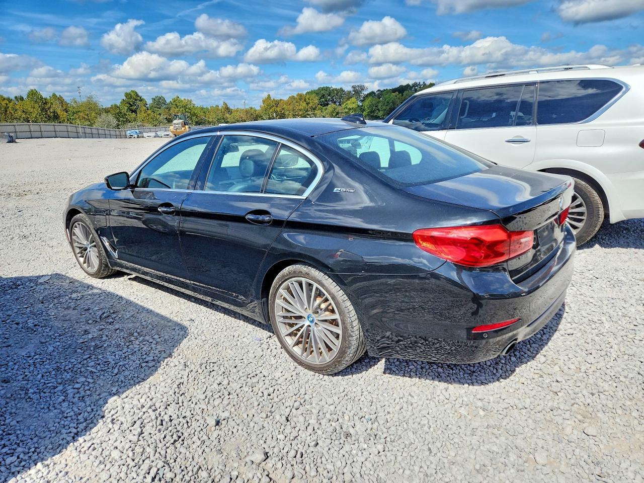 2018 BMW Seria 5 530e - zdjęcie 2