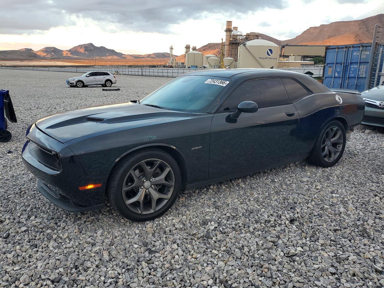2015 Dodge Challenger R/T - zdjęcie główne