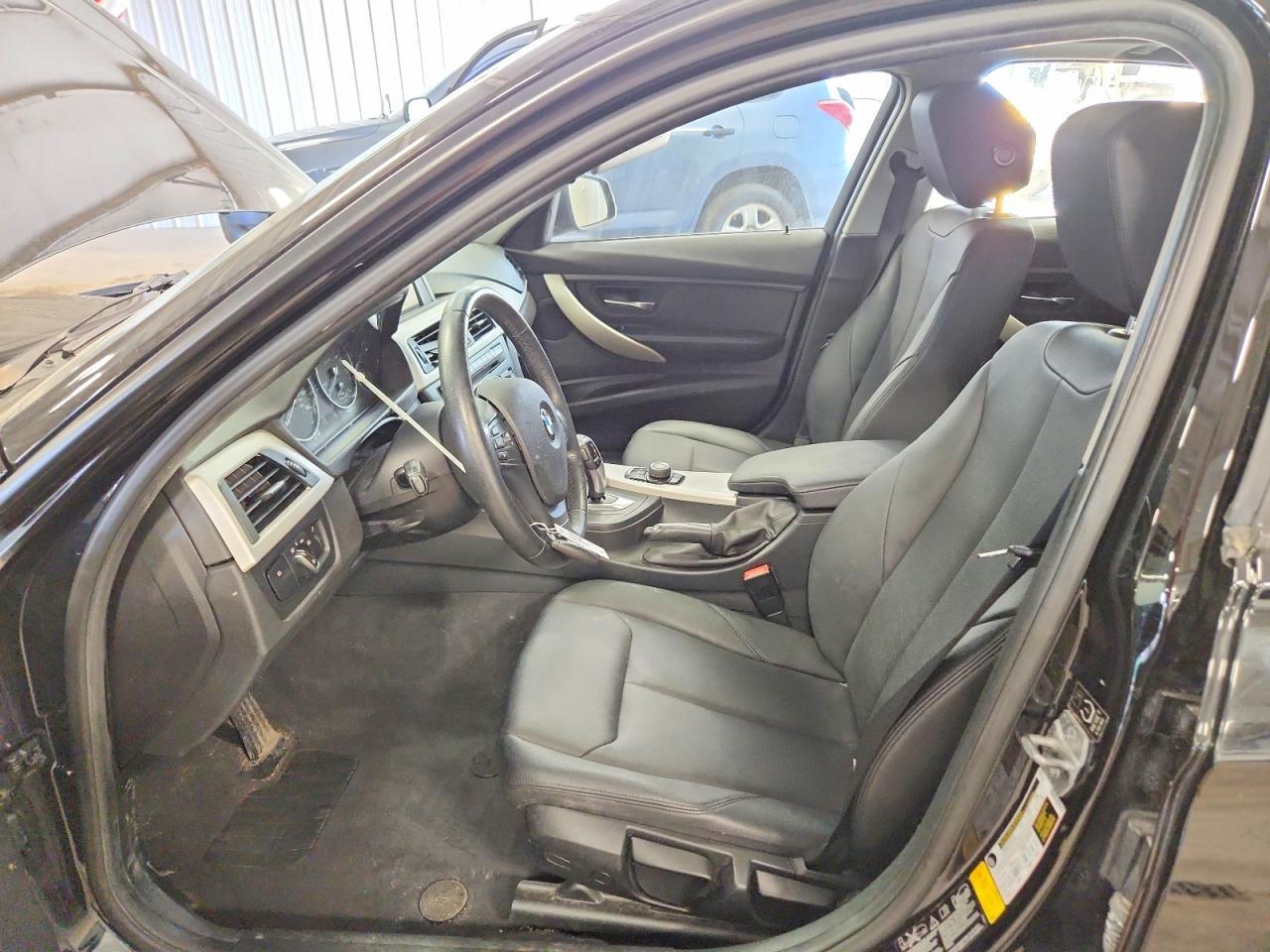 2015 BMW 320 I xDrive - zdjęcie 7
