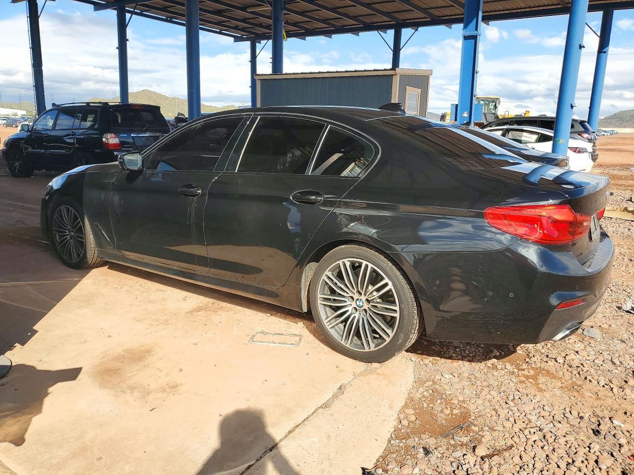 2019 BMW Seria 5 540i - zdjęcie 2