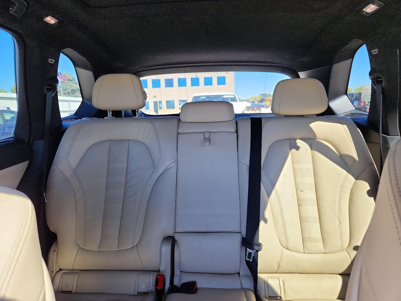 2021 BMW X5 xDrive40I - zdjęcie 10
