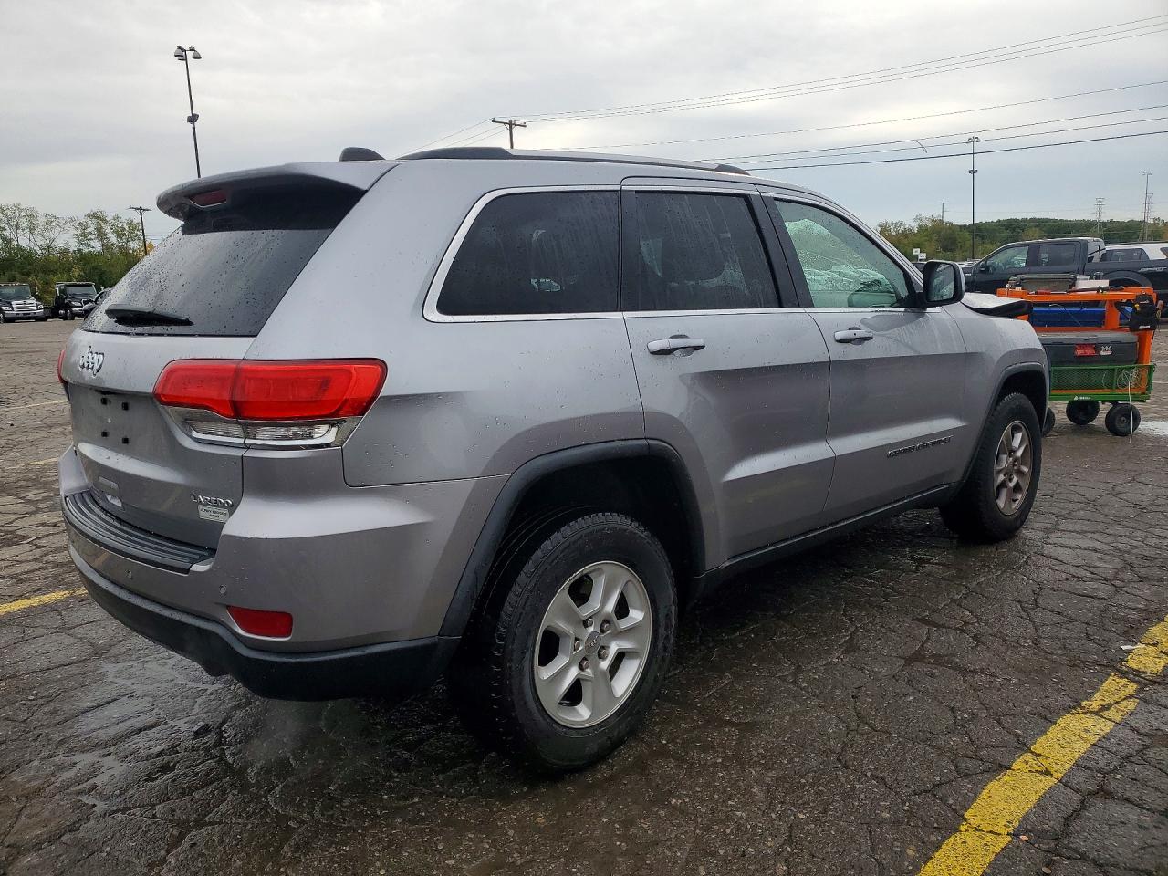 2017 Jeep Grand Cherokee Laredo - zdjęcie 3