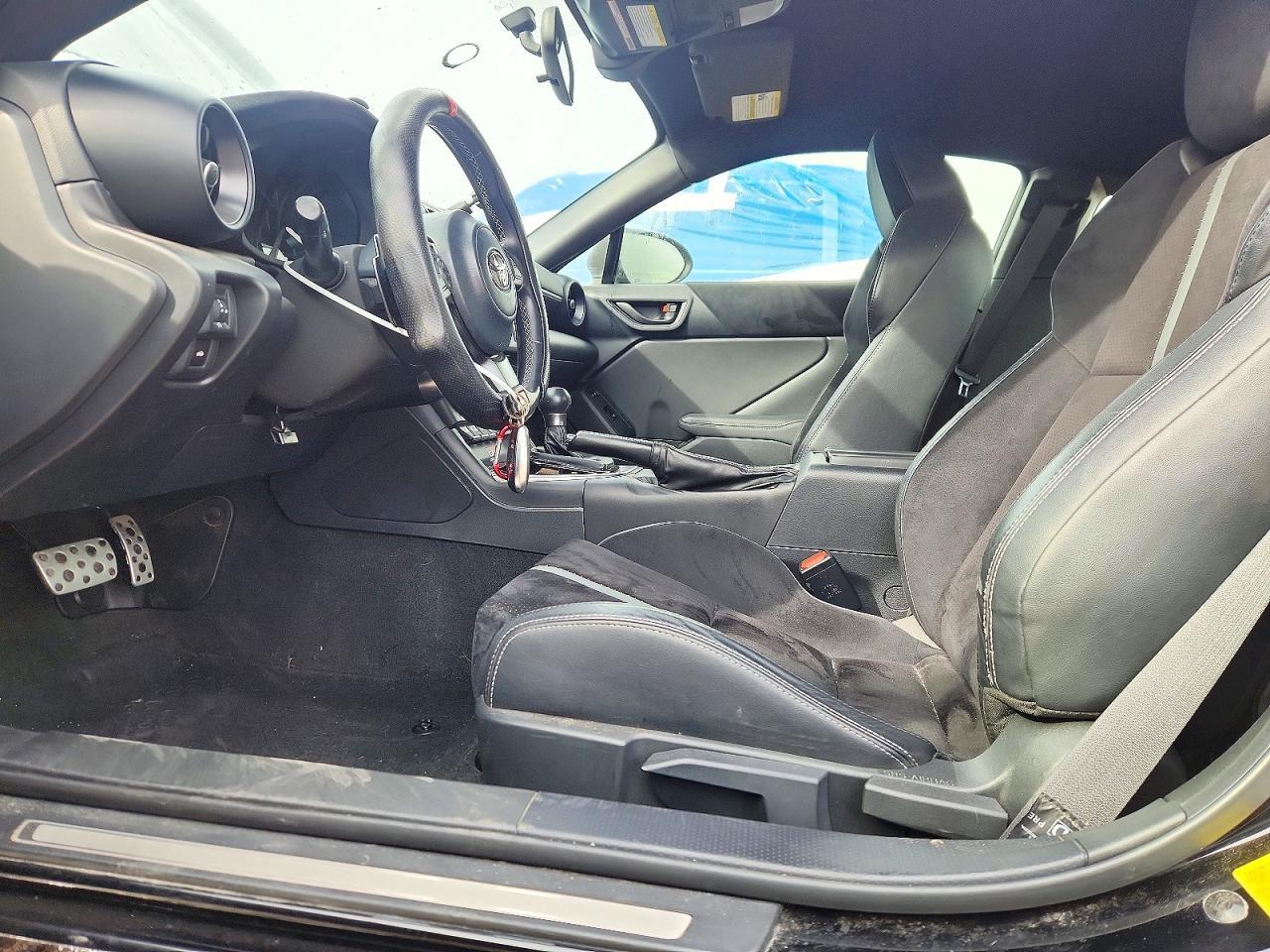 2024 Toyota Gr 86 Premium - zdjęcie 7