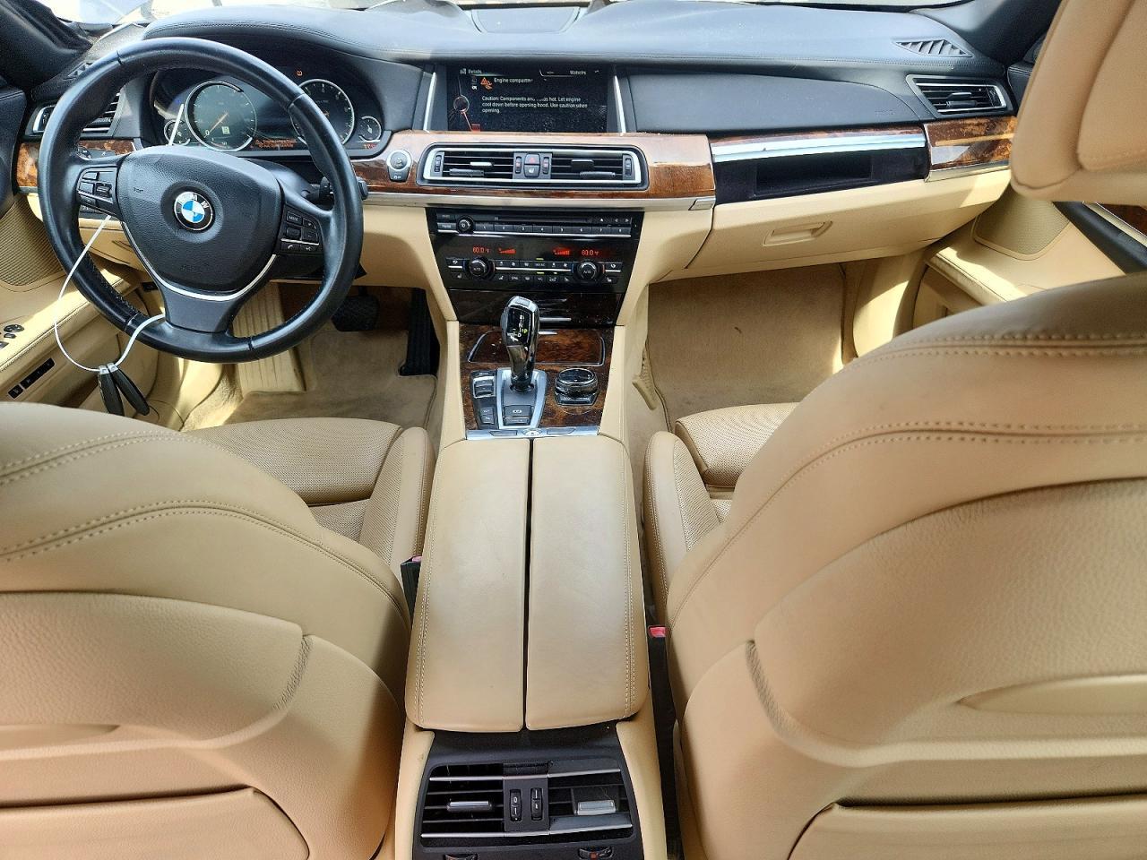 2015 BMW 750 Li - zdjęcie 8