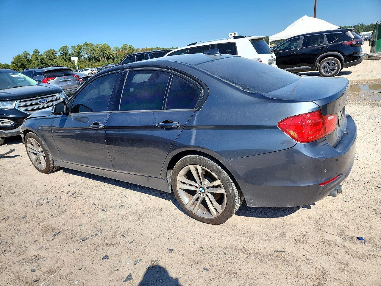 2015 BMW Seria 3 328i - zdjęcie 2