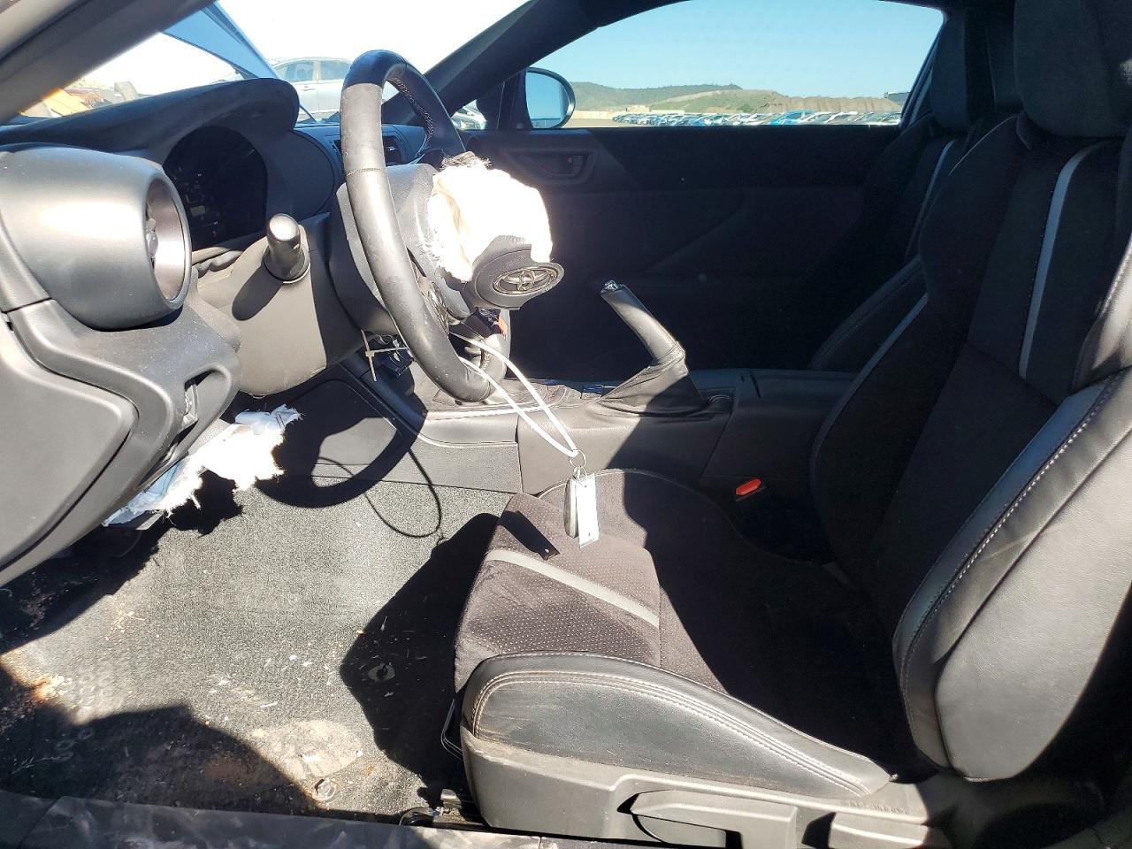 2025 Toyota Gr86 Premium - zdjęcie 7