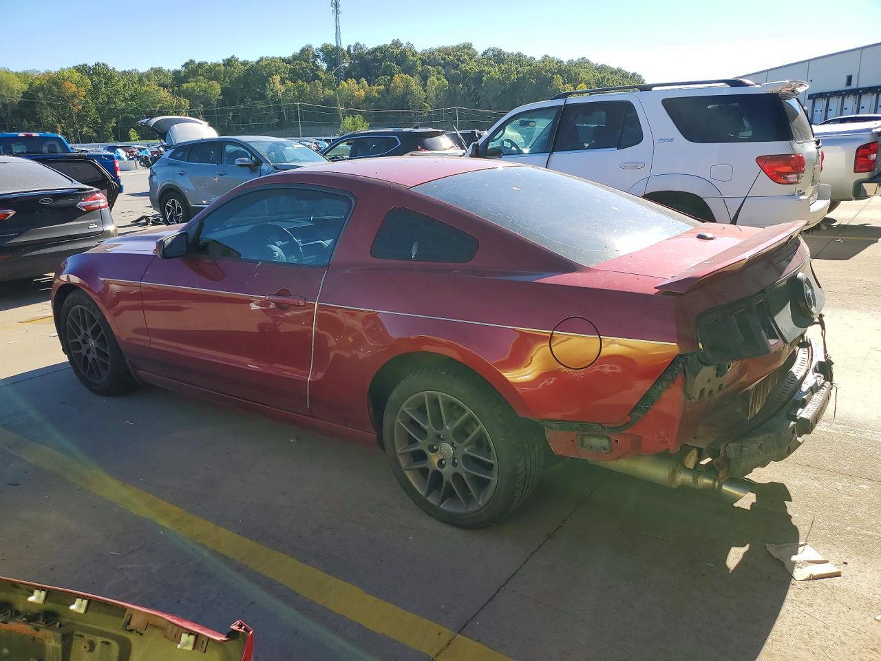 2014 Ford Mustang - zdjęcie 2