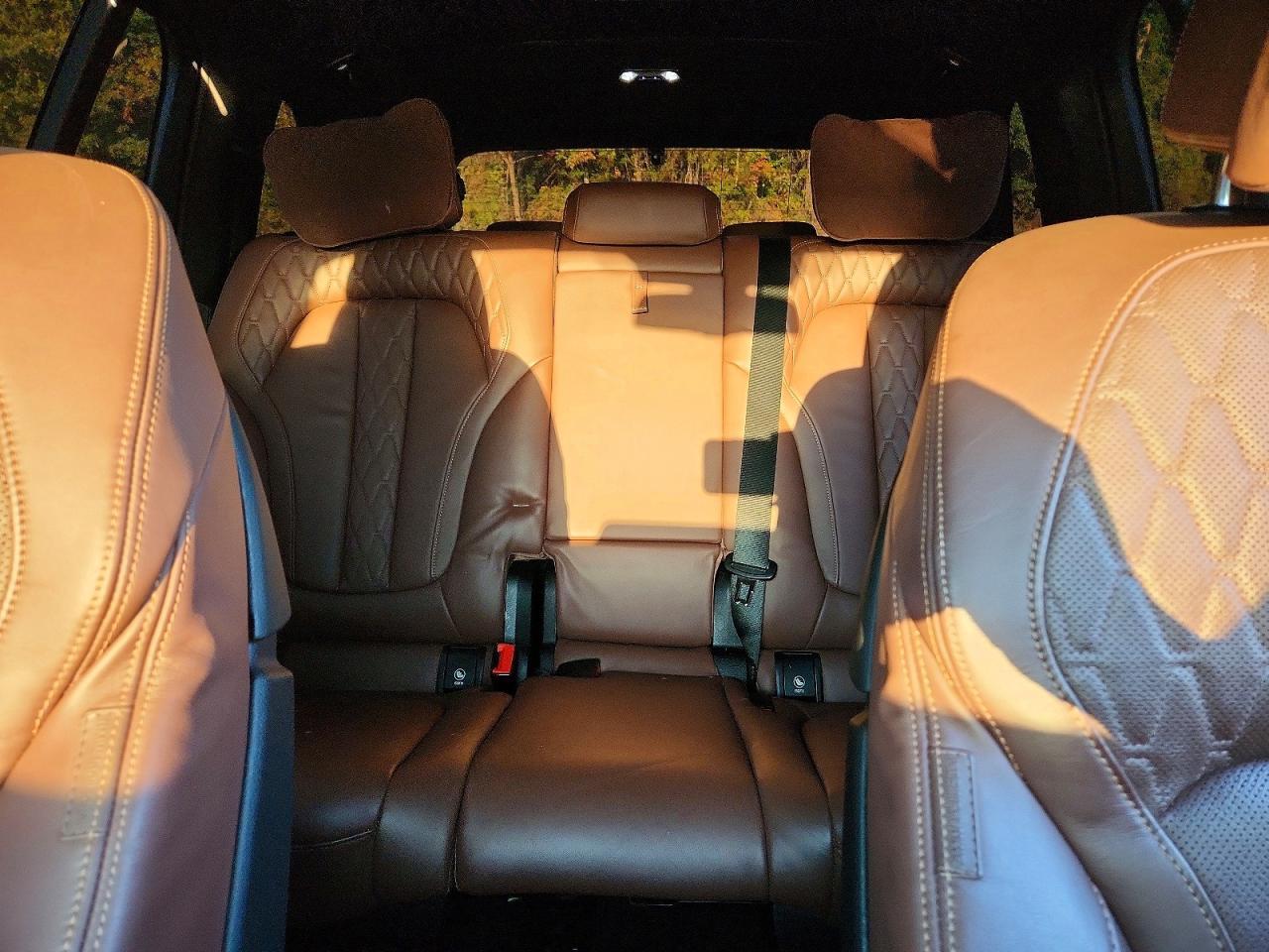2019 BMW X7 xDrive50I - zdjęcie 10