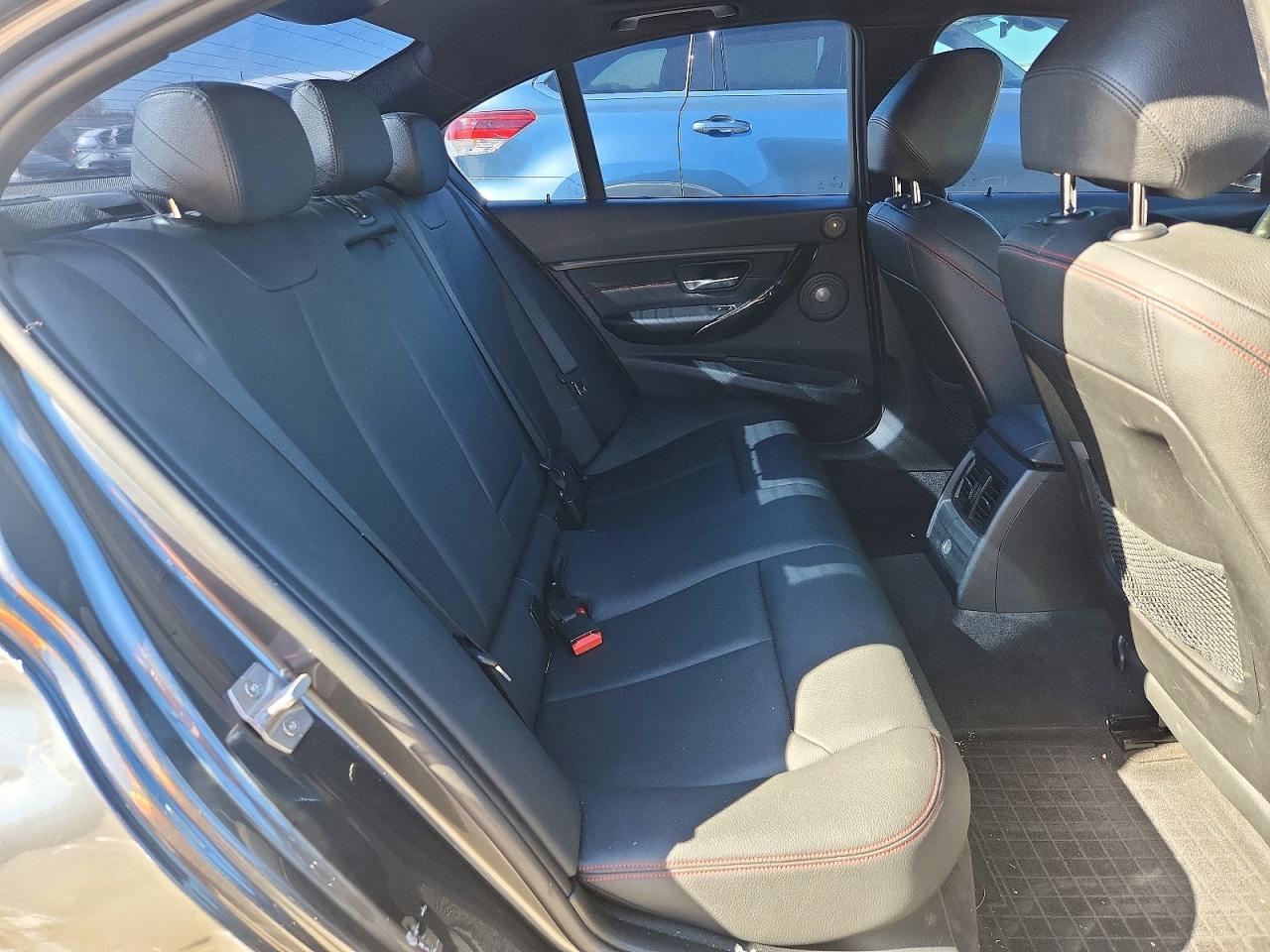 2014 BMW 328 I - zdjęcie 10