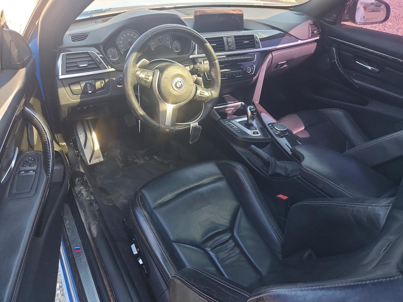 2015 BMW M4 - zdjęcie 8