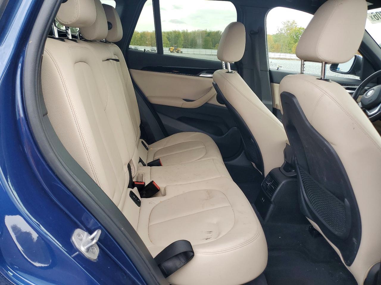 2021 BMW X1 Sdrive28I - zdjęcie 11