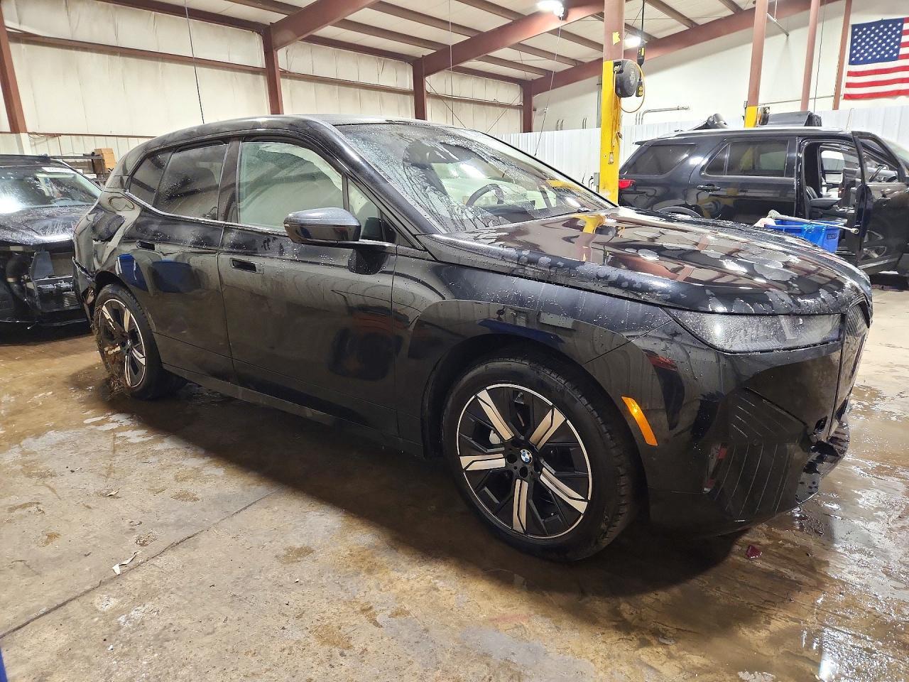 2026 BMW Ix xDrive45 - zdjęcie 4
