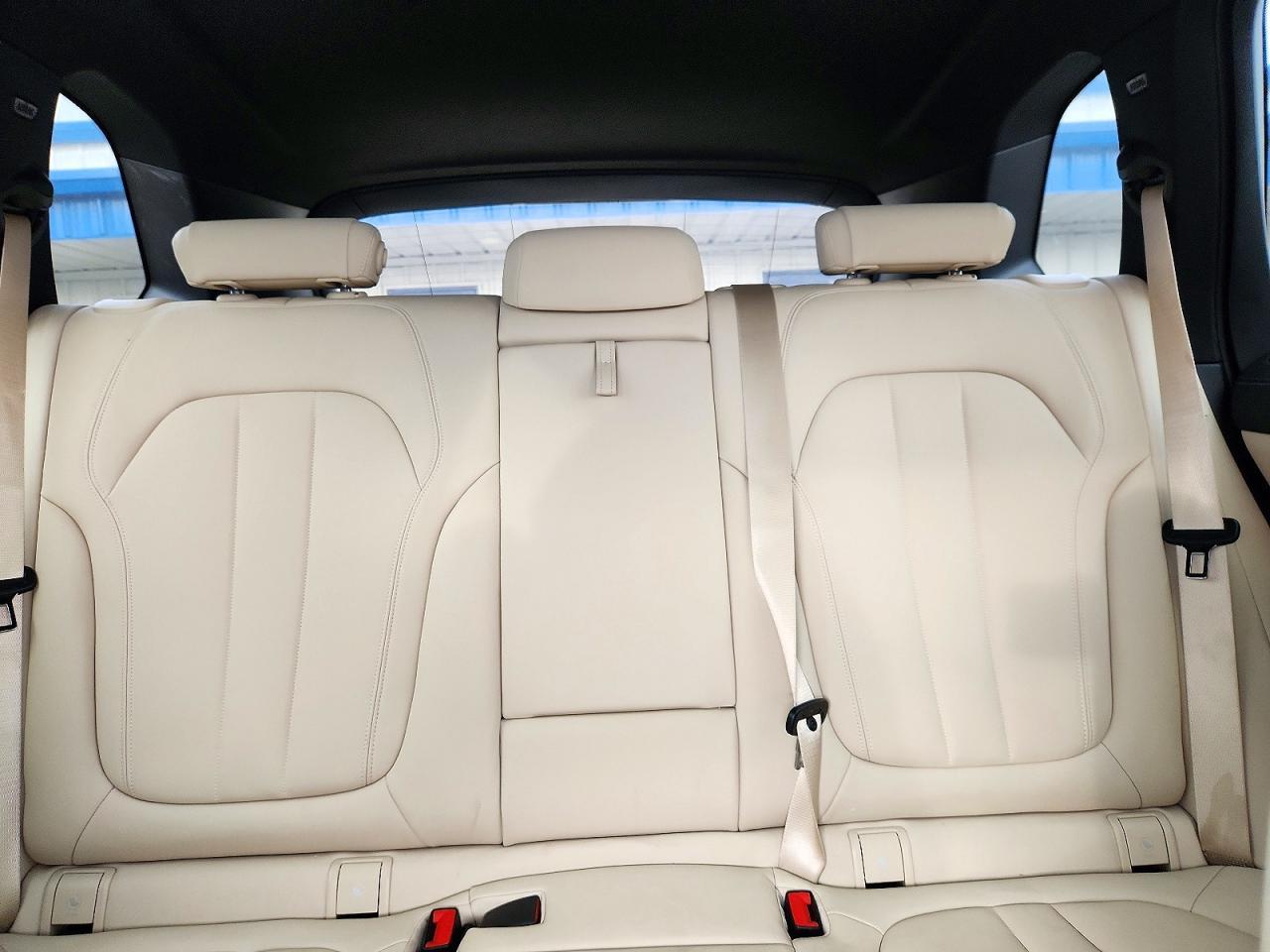 2020 BMW X5 xDrive40I - zdjęcie 10