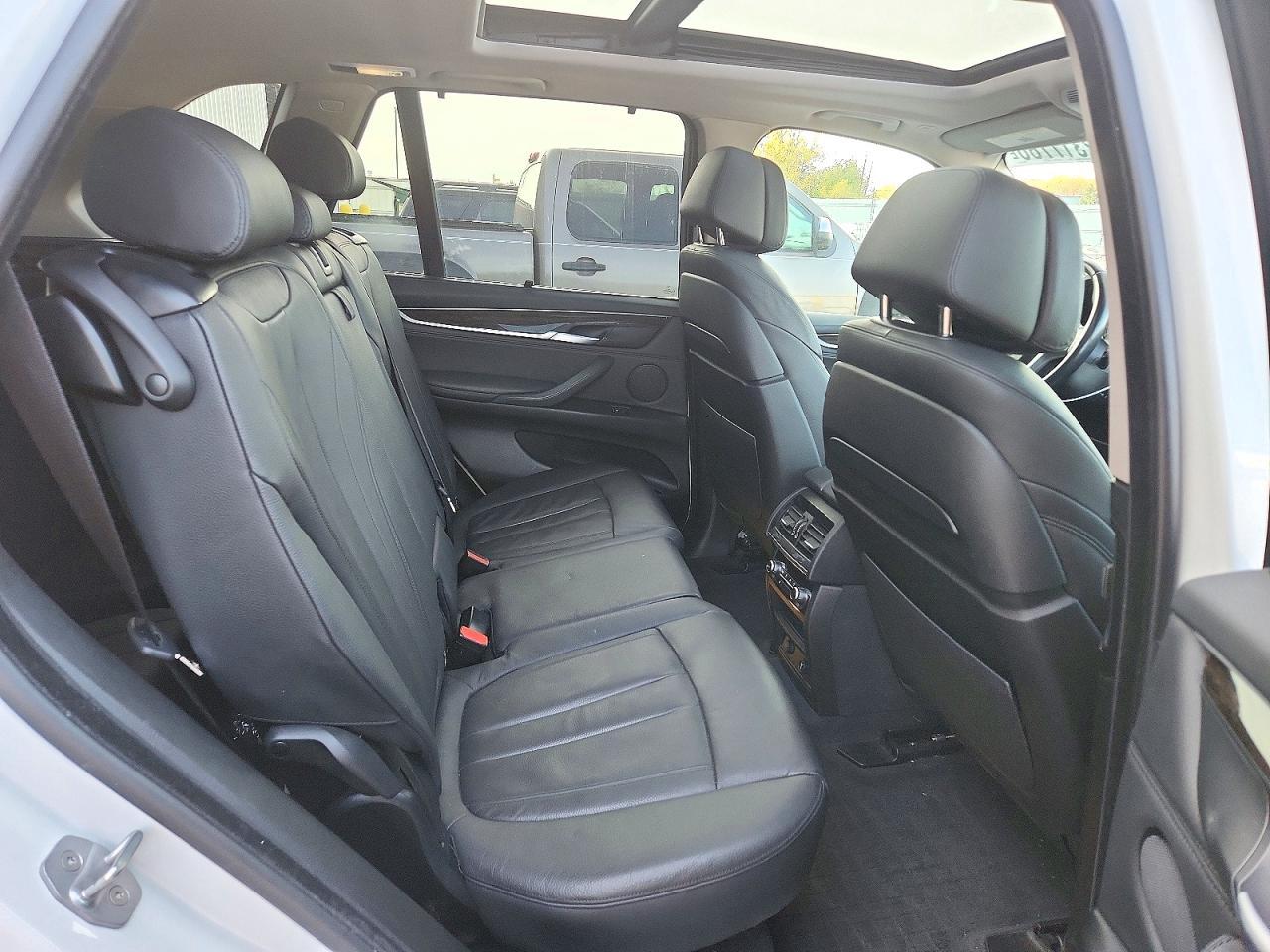 2015 BMW X5 xDrive35I - zdjęcie 11